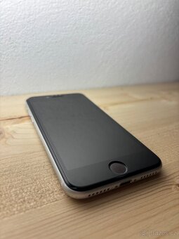 IPhone SE 2020 - 2