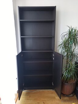 IKEA BILLY / OXBERG Knihovna s dveřmi - Prodáno - 2