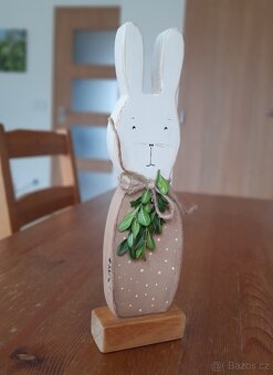 Puntíkatý zajíček z masivu Handmade - 2