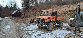 Mercedes - Bens Unimog U1650 - 2