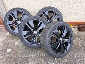 Kola Superb 235/45 R18 Zenith - 2