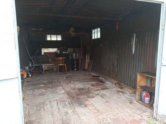 Pronajmu 1/2 garáže - 2
