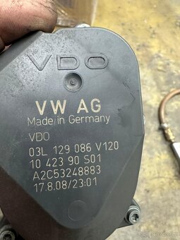 Vířivé klapky sání 2.0 TDI 03L129086 - 2