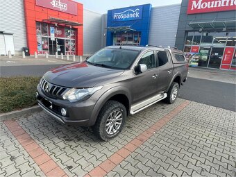 Mitsubishi L200 Triton - 2