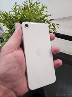 iphone se 2022 - SE3 zánovní, záruka - 2