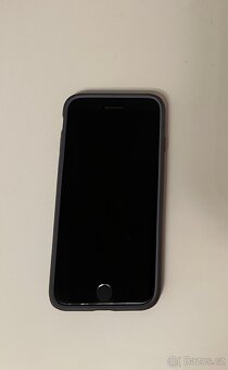 iPhone SE 2020 - 2