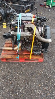 Man tgl 12.210 motor - 2