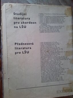 Škola hry na akordeon - 2