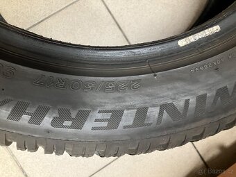 Zimní pneumatiky 225/50R17 - 2