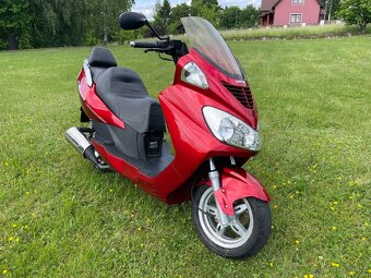 Skútr Daelim 125 cm řidičák B - 2