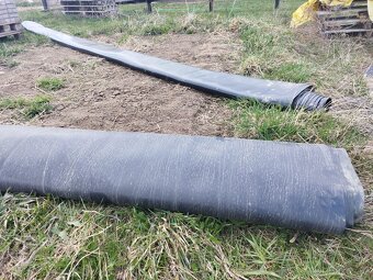 Hydroizolace PVC černá izolace jezírka střechy základová des - 2