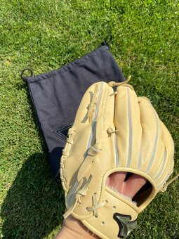 Prodám softballovou/baseballovou rukavici MIZUNO - 2