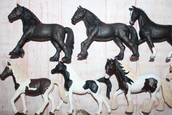 Figurky koní Schleich III - 2