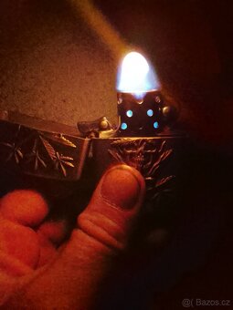 Prodám zapalovač Zippo - 2