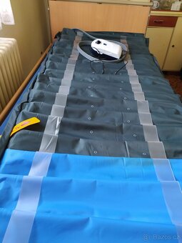 Antidekubitní třikomorová matrace s kompresorem - 2