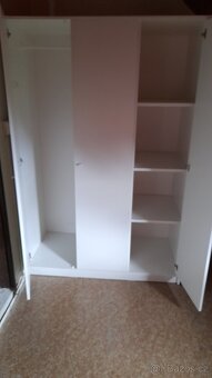skříň IKEA - 2