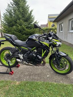 Kawasaki Z650 - 2
