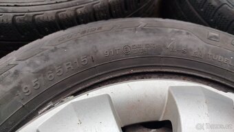 Zimní sada pneu 195/65 R15 s disky - 2