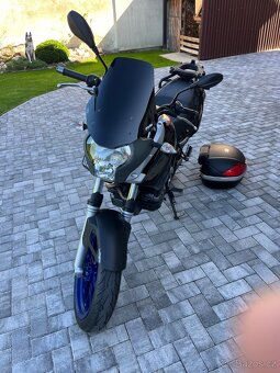 Aprilia Pegaso 650 Strada - 2