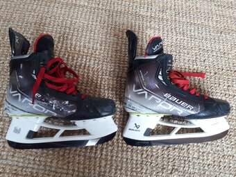 Brusle Bauer Hyperlite, vel. 8, fit1 - 2