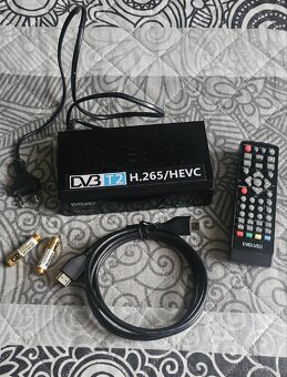 set-top box  EVOLVE0  DVB-T2 - 2