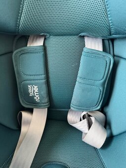Britax römer Dualfix 5Z Vario Base 5Z sedacka + isofix baze - 2