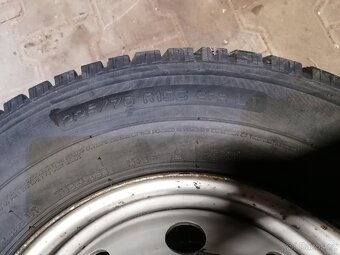 Kola Iveco 225/70 R15C - 2