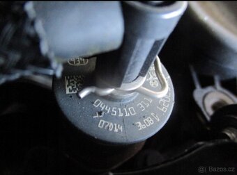 PEUGEOT 308 T7 1.6HDI 90HP VZNĚTOVÝ MOTOR 9H02 - 2