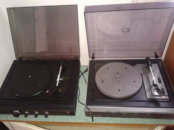 gramofony NZC 040, NZC 041, Universum - 2