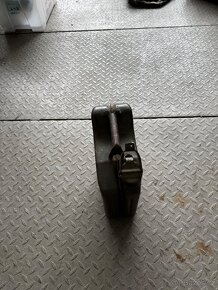 Plechový kanystr 1982  10l - 2