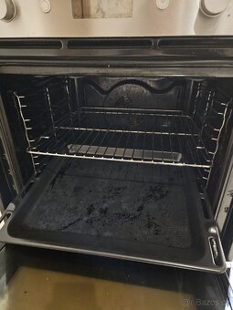 Vestavná trouba Whirlpool - 2