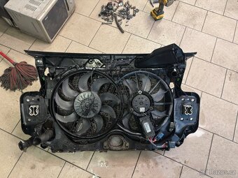 Chladičová stěna 2.7TDI Audi A6 C6 4F - 2