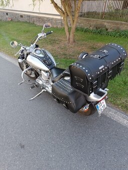 YAMAHA XVS 1100 DRAGSTAR - 2