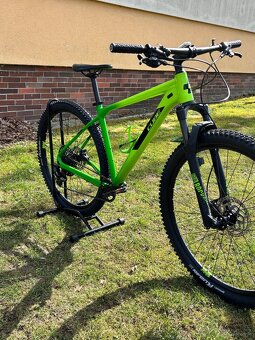 Cube Reaction  RACE 29 19” - 2