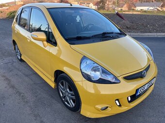 Honda Jazz 1.4 61kw. r.2005 - 2