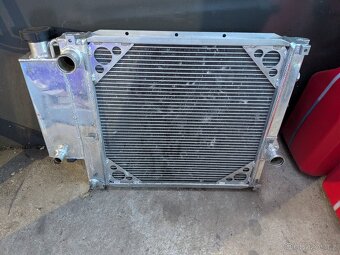 Celohliníkový chladič BMW E36 - 2