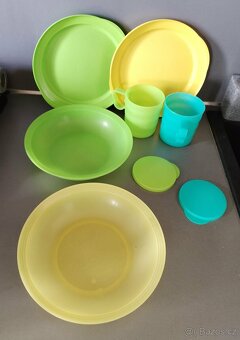 Tupperware dětský set plastového nádobí - 2