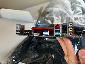 Asus b150m PRO GAMING socket 1151 - 2