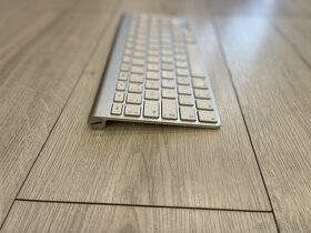 Apple Magic Keyboard - 2