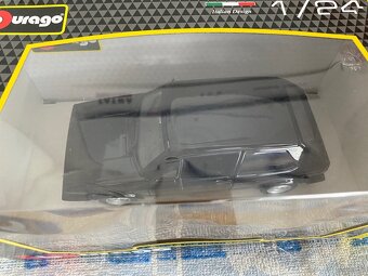 Volkswagen golf MK1 - Burago - 2