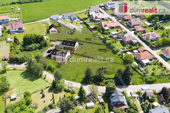 Prodej stavebního pozemku o velikosti 5.500m2 v obci Včeláko - 2