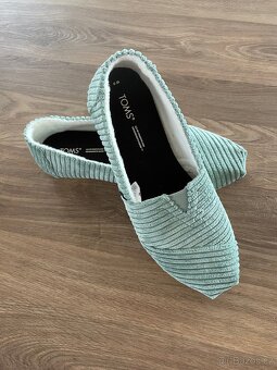 Toms polobotky - 2