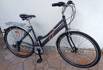 Dámské kolo Drive - ALU rám 18" - 2
