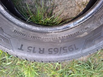 Letni pneu 195/65/15 91T - 2