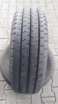 Prodám 2 x letní pneu Uniroyal 205/65/15 - 2