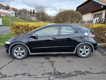 Honda Civic 1.4i Sport serviska - 2
