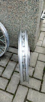 Prodám nově vyplétaná kola na Jawa - 2