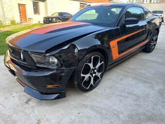 Ford Mustang GT 5,0 303KW nové kupované v Německu 98275km - 2