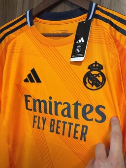 Real Madrid venkovní dres 2024/2025 - 2
