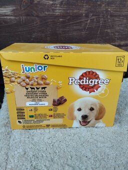 Prodám levně kapsičky Pedigree a suchary Brit - 2